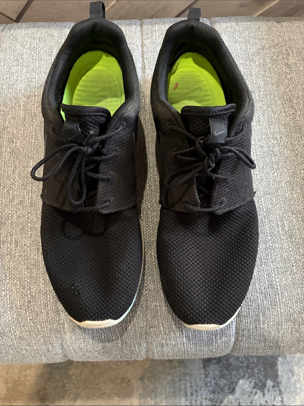 Nike Men’s Black Sneakers with Neon Green Insole